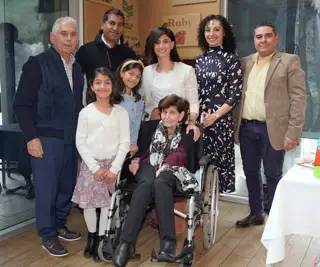Family photo of Bec and her mum's family